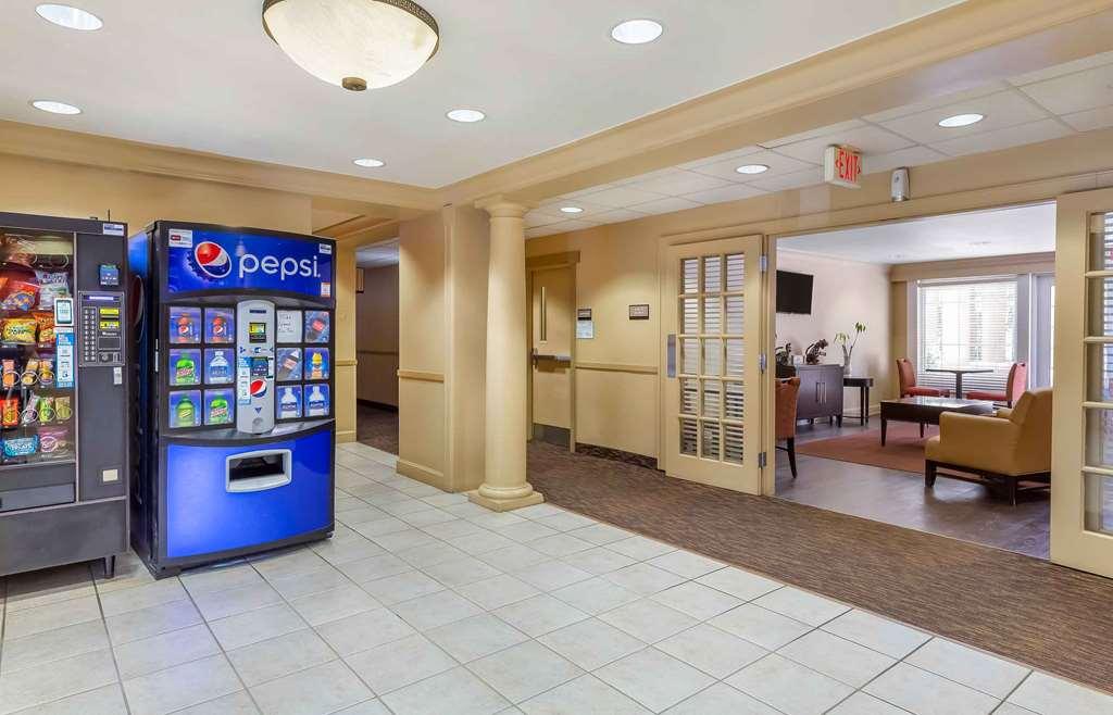 Extended Stay America Suites - Boston - Westborough - East Main Street Interior photo