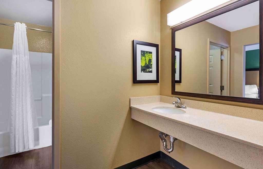Extended Stay America Suites - Boston - Westborough - East Main Street Room photo