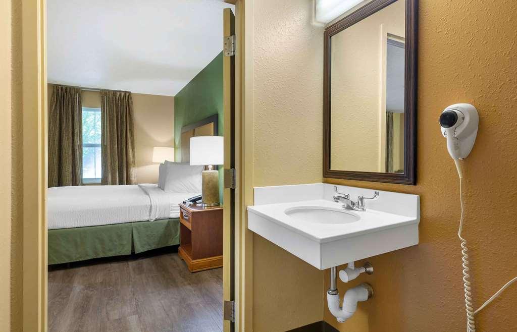 Extended Stay America Suites - Boston - Westborough - East Main Street Room photo